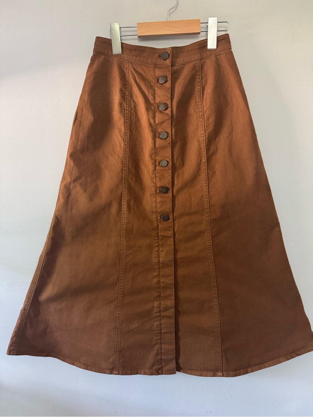 Uniqlo Button-Front A-Line Midi Skirt in Brown